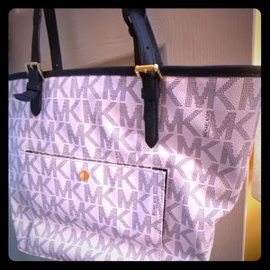 Michael Kors Jetset Navy & White shoulder bag